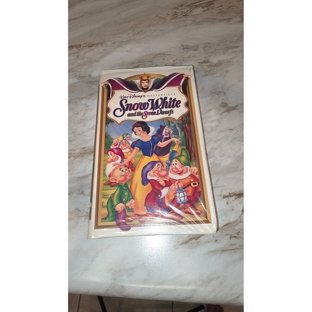 Disney Snow White and the Seven Dwarfs VHS Masterpiece Collection